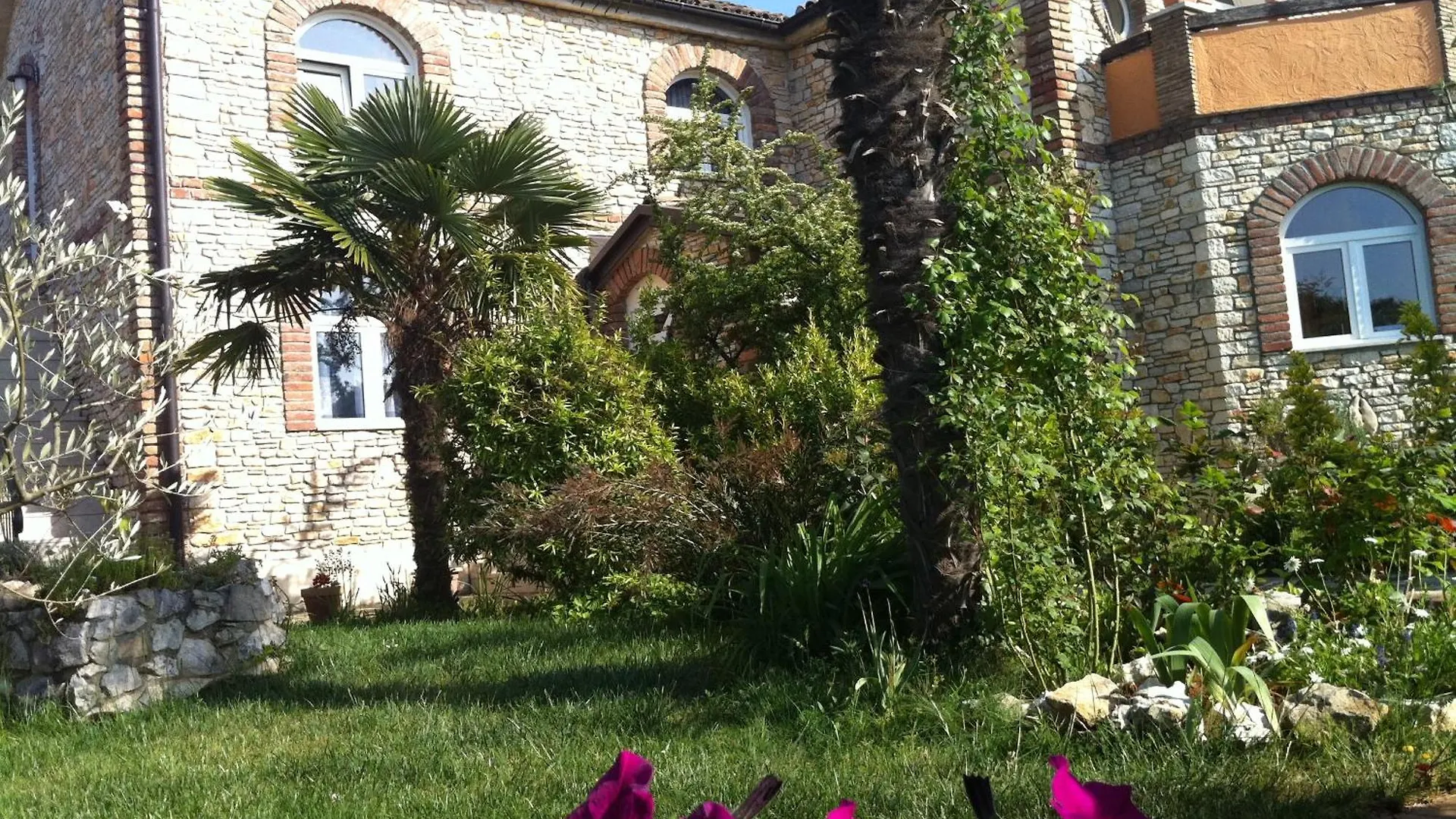 Villa Lucija With Pool And Tennis Court Near Beach Funtana Croatia